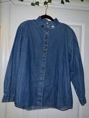 Capacity denim button down long sleeve blouse winter theme snow embroidered MED